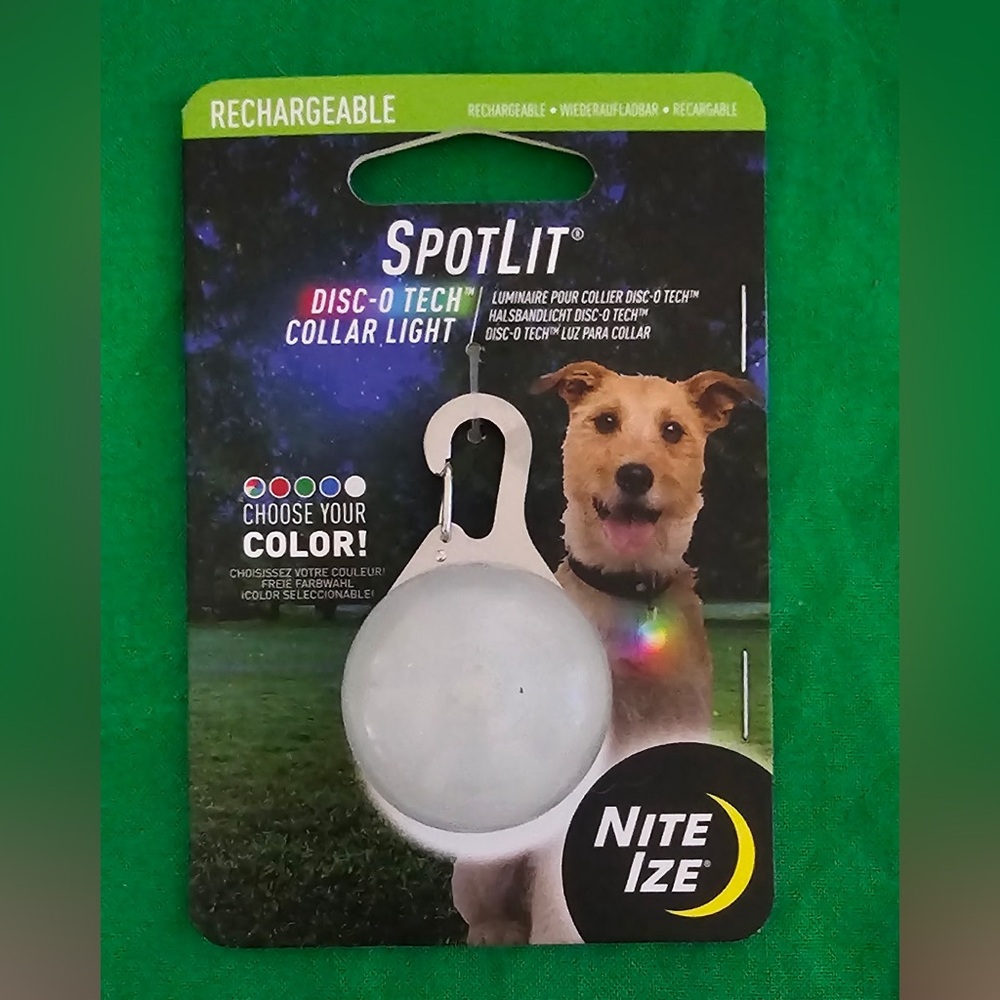 Nite Ize SpotLit Rechargeable Collar Light with Disc-O-Tech